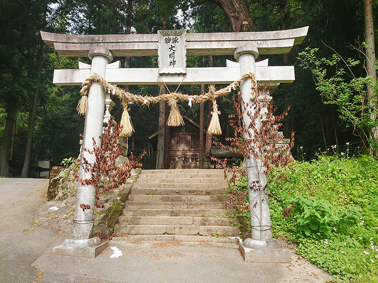 明神社
